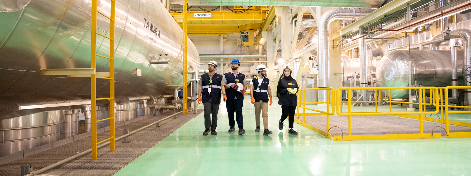 قيادة جهود خفض البصمة الكربونية لأنظمة الطاقة في دولة الإمارات